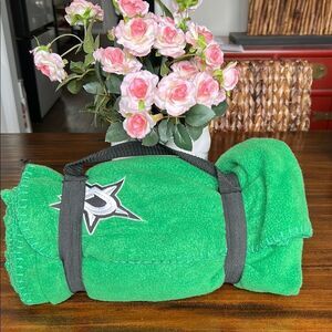 Green Dallas Stars Fleece Blanket new with carry on straps